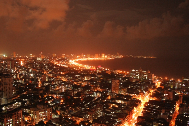 Mumbai Bombay night lights Queens Necklace HD wide wikimedia